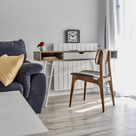 Ground Floor With Spacious Backyard Guest house 3*